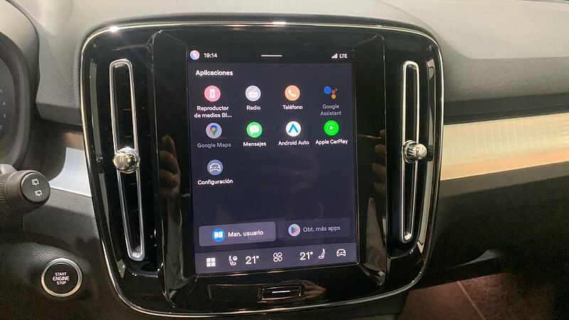 Volvo XC40 2.0 B3 PLUS DARK AUTO 163 5P
