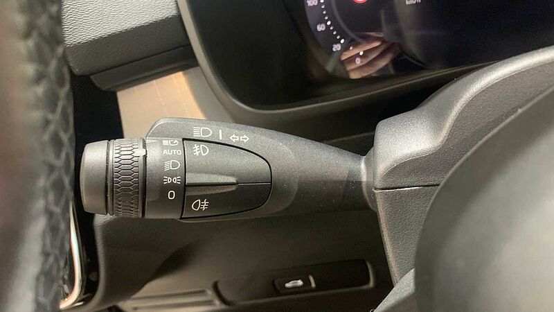Volvo XC40 2.0 B3 CORE AUTO 163 5P