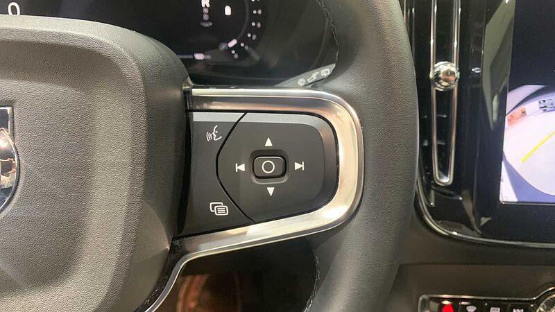 Volvo XC40 2.0 B3 CORE AUTO 163 5P