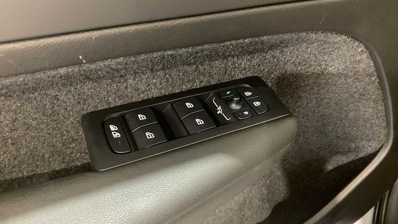 Volvo XC40 2.0 B3 CORE AUTO 163 5P