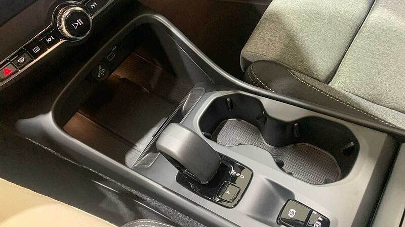 Volvo XC40 2.0 B3 CORE AUTO 163 5P