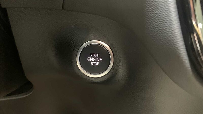 Volvo XC40 2.0 B3 CORE AUTO 163 5P
