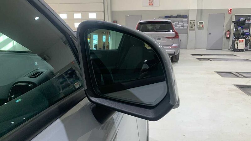 Volvo XC40 2.0 B3 CORE AUTO 163 5P
