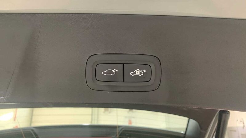 Volvo XC40 2.0 B3 CORE AUTO 163 5P