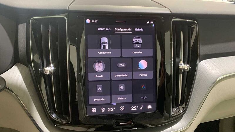 Volvo XC60 2.0 T6 RECHARGE PLUS DARK AUTO 4WD 350 5P
