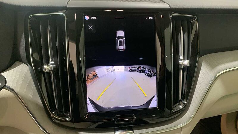 Volvo XC60 2.0 T6 RECHARGE PLUS DARK AUTO 4WD 350 5P