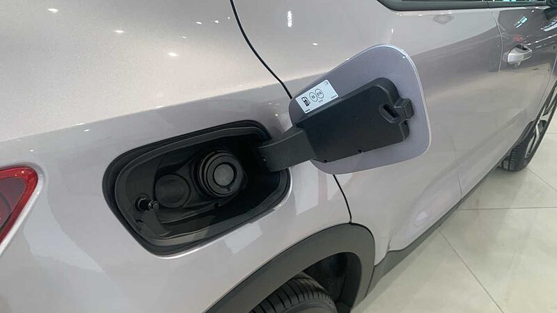 Volvo XC40 2.0 B3 MHEV CORE DCT 163 5P
