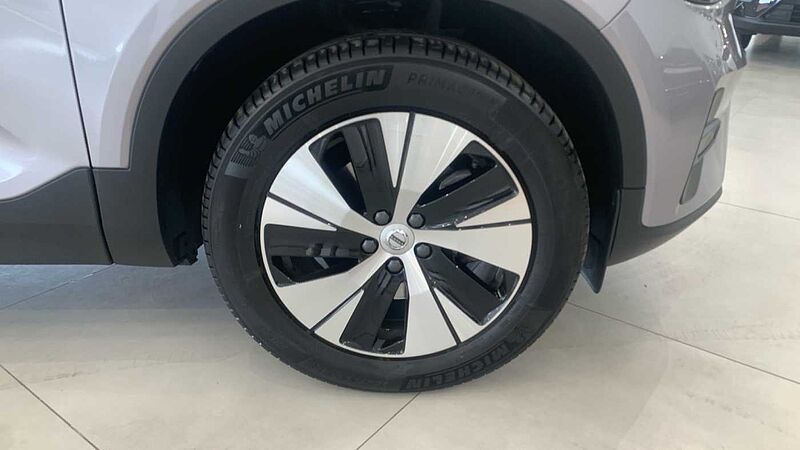 Volvo XC40 2.0 B3 MHEV CORE DCT 163 5P