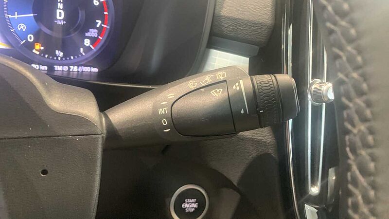 Volvo XC40 1.5 T2 CORE AUTO 129 5P