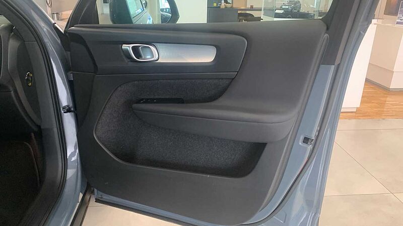Volvo XC40 1.5 T2 CORE AUTO 129 5P