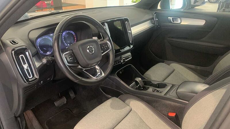 Volvo XC40 1.5 T2 CORE AUTO 129 5P