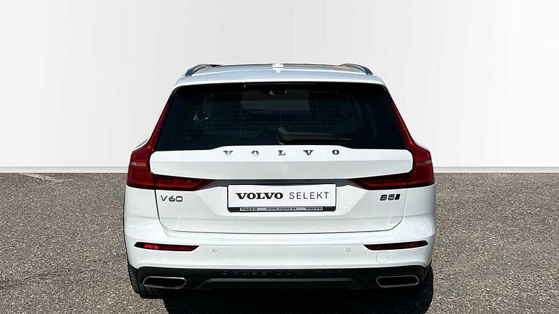 Volvo V60 Cross Country 2.0 B5 P CROSS COUNTRY PRO AUTO AWD 250 5P