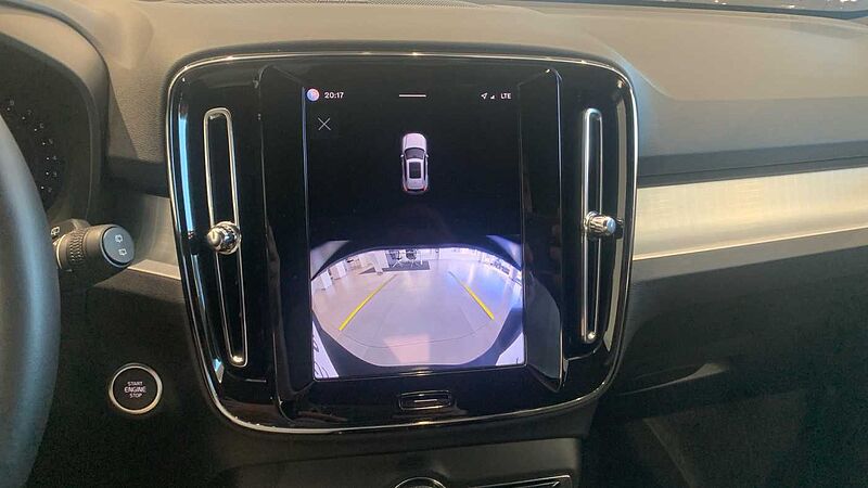 Volvo XC40 2.0 B3 PLUS DARK AUTO 163 5P